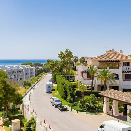 Giralda Apartment